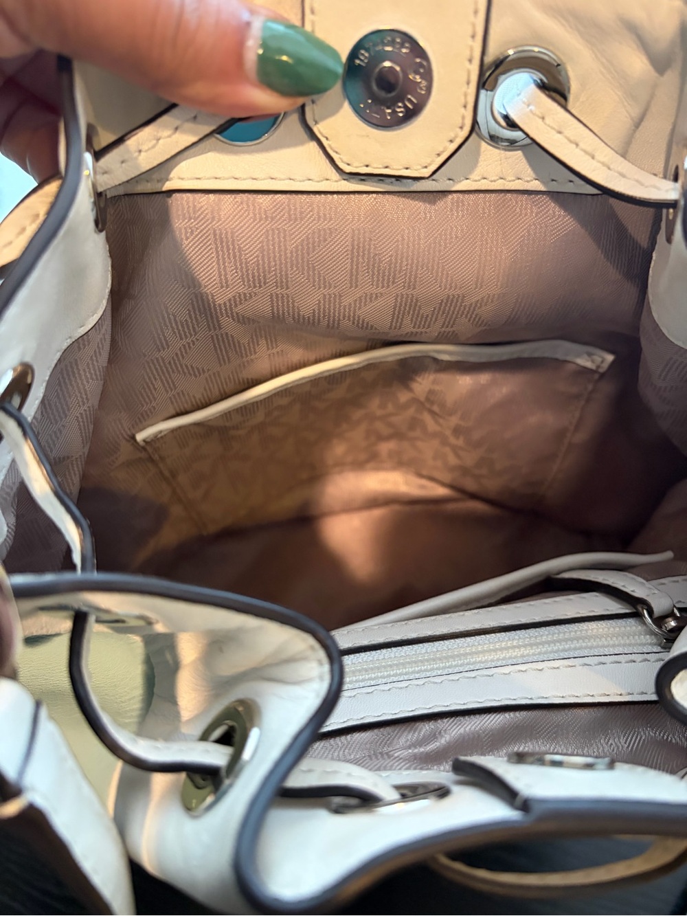 Michael Kors Two-Tone Blue and White Drawstring Hobo bucket bag - Picture 5 of 5